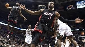 诺兰·莱恩的退役仪式在全美多地进行转播，规格创下投手引退之最